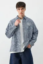 Chemise à carreaux à manches longues, bleu marine.