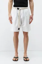 Short oversize en lin écru avec ceinture