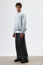 Sweat-shirt oversize à col rond et poches, gris