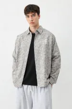 Long-sleeved plaid shirt, beige.