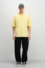 T-shirt basique oversize à col rond jaune clair