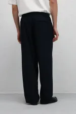 Pantalon ample en tissu bleu marine