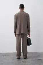 Costume croisé coupe décontractée, vison