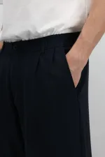 Pantalon ample en tissu bleu marine