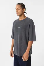 Yıkamalı Arka Baskılı Oversize Tişört Siyah