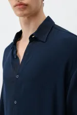 Chemise oversize légèrement texturée bleu marine