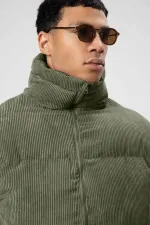 Doudoune oversize en velours kaki