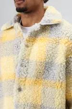 Veste oversize en peluche à carreaux jaune