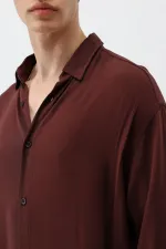 Chemise oversize légèrement texturée bordeaux