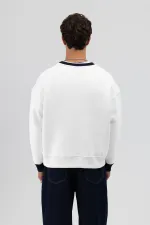 Sweat-shirt oversize à col rond avec poche, écru