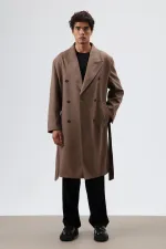 Manteau oversize croisé en cachemire marron