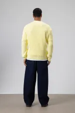 V Yaka Düğmeli Örgü Hırka Kazak Sarı