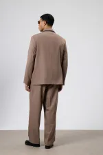 Costume oversize ceinturé, vison