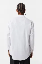 Basic Oversize Pamuk Keten Gömlek Beyaz Basic Oversize Pamuk Keten Gömlek Beyaz
