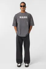 Yıkamalı Oversize Baskılı Tişört Füme