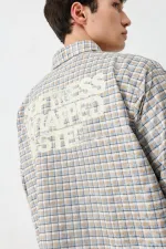 Long-sleeved plaid shirt, beige.