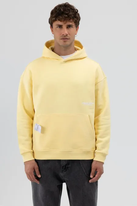 Sweat-shirt à capuche oversize imprimé jaune