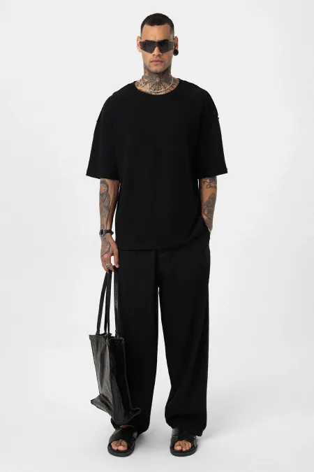 Arka Yazı Baskılı Oversize Triko Tişört Siyah