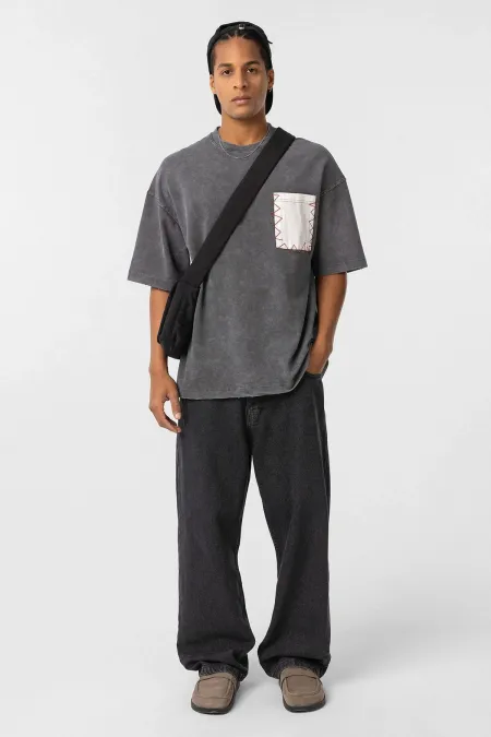 Yıkamalı Cep Detaylı Oversize Tişört Füme