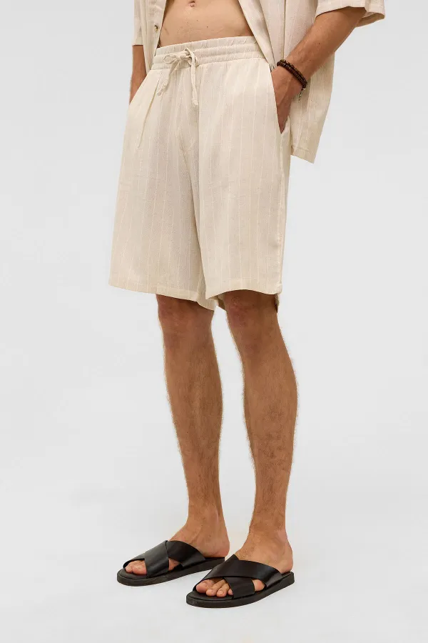 Oversize Çizgili Keten Şort Beyaz