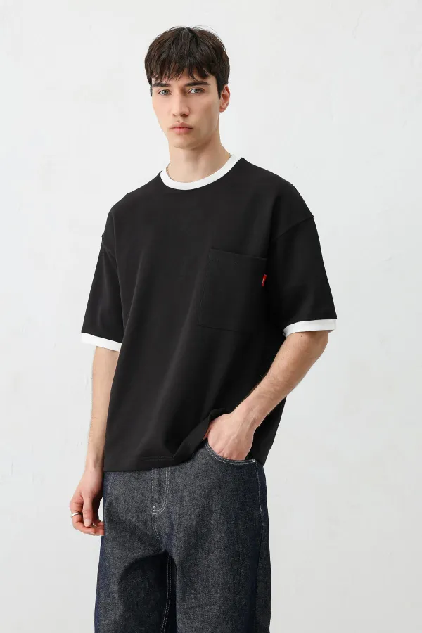 Kısa Kollu Oversize Cepli Tişört Siyah