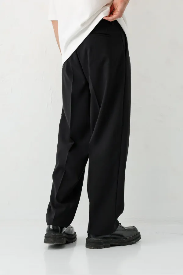 Baggy Fit Pleated Pants Black