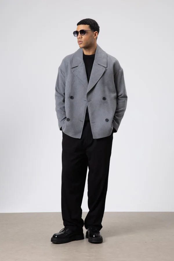 Veste courte oversize croisée en cachemire gris