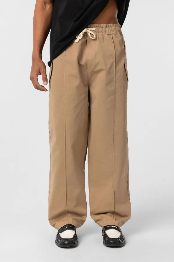 Pantalon ample en gabardine à lacets, beige