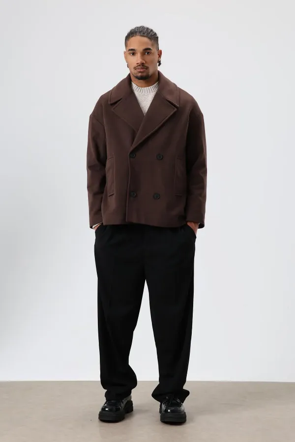 Veste courte oversize croisée en cachemire, marron