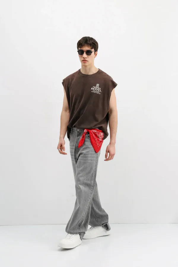 Baskılı Kolsuz Oversize Tişört Kahve