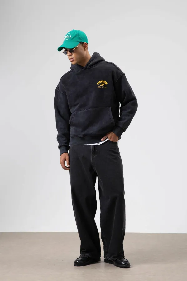 Sweat à capuche noir oversize délavé à coupe carrée