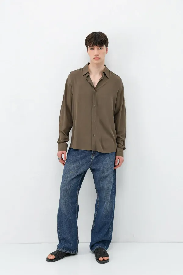 Chemise oversize légèrement texturée, marron clair