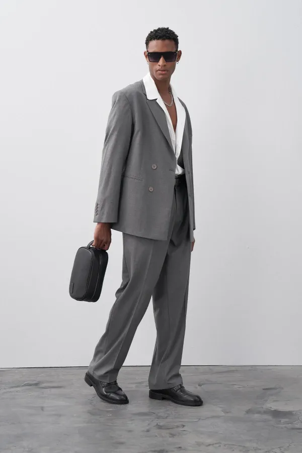 Costume croisé coupe décontractée anthracite