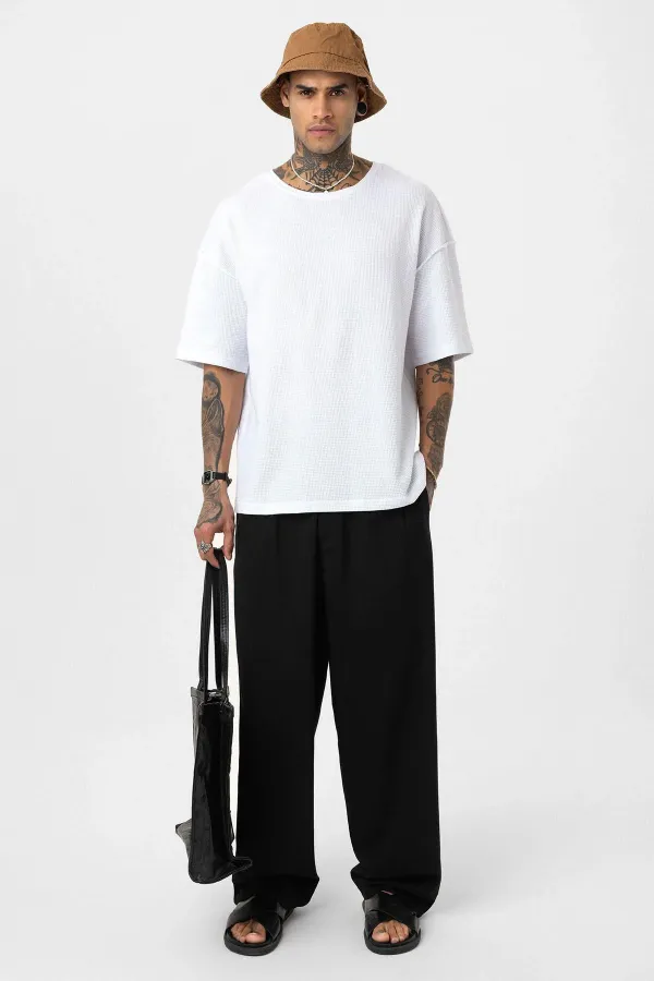 Arka Yazı Baskılı Oversize Triko Tişört Beyaz