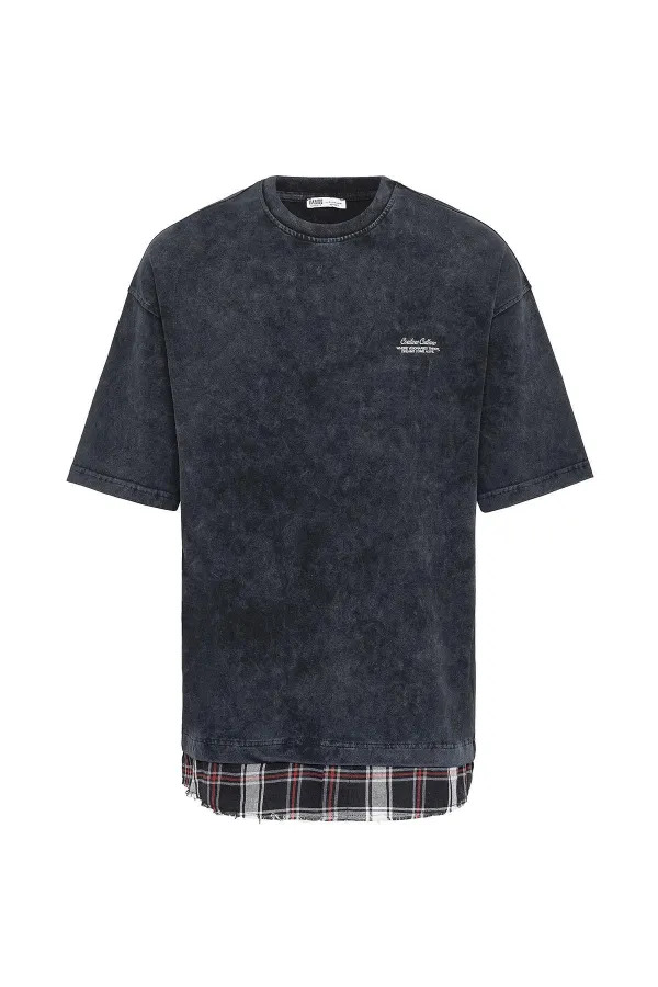 Yıkamalı Oversize Ekose Detaylı Tişört Siyah