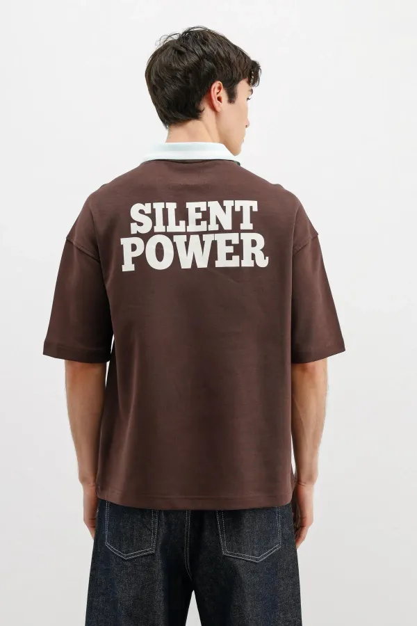 Fermuarlı Yaka Baskılı Oversize Tişört Kahve