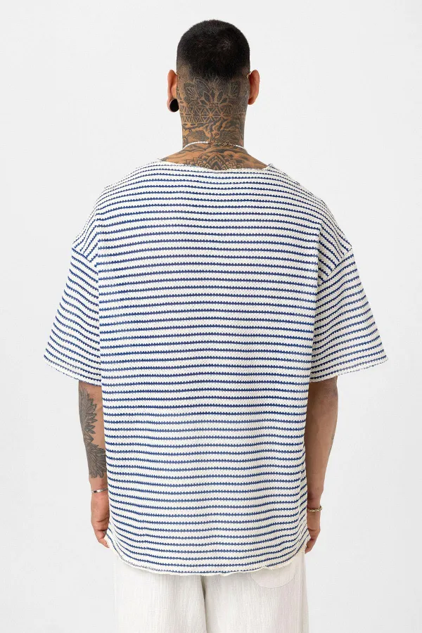 T-shirt rayé oversize en maille (bleu marine)