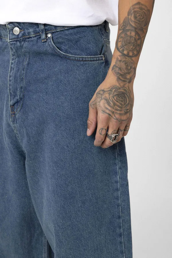 Super Baggy Fit Jean Destroyed Denim