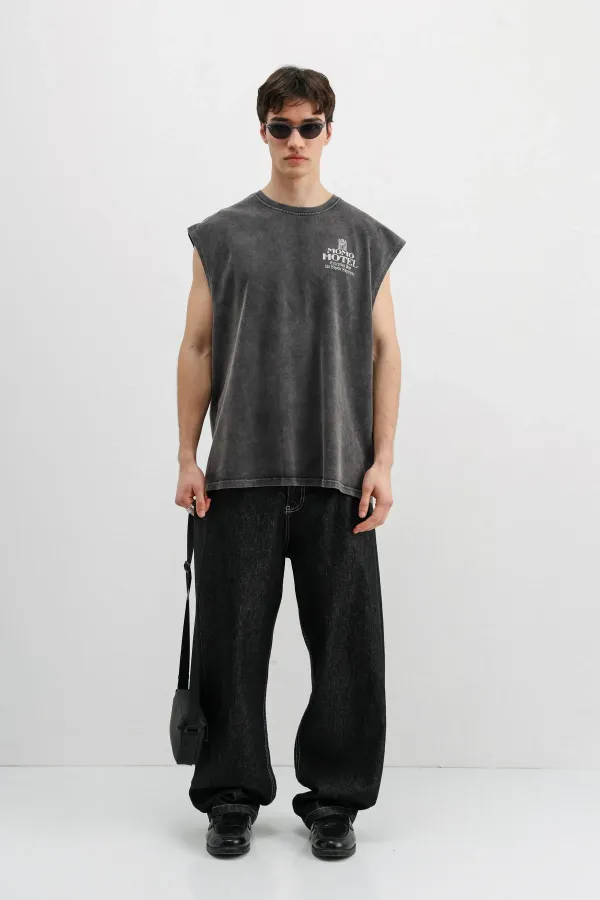 T-shirt oversize imprimé sans manches noir