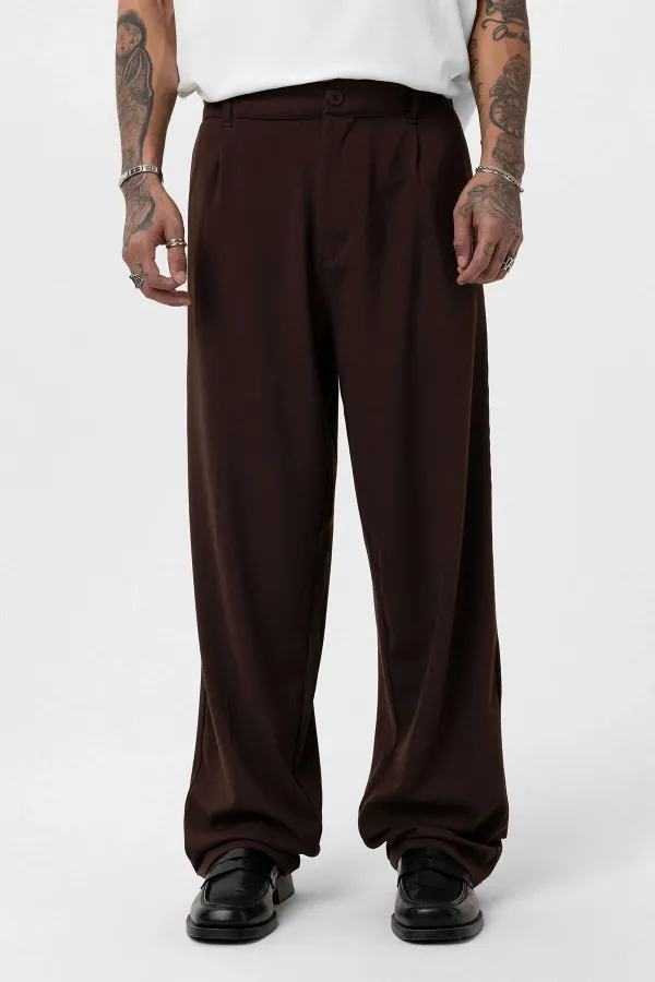 Costume croisé coupe décontractée, couleur café