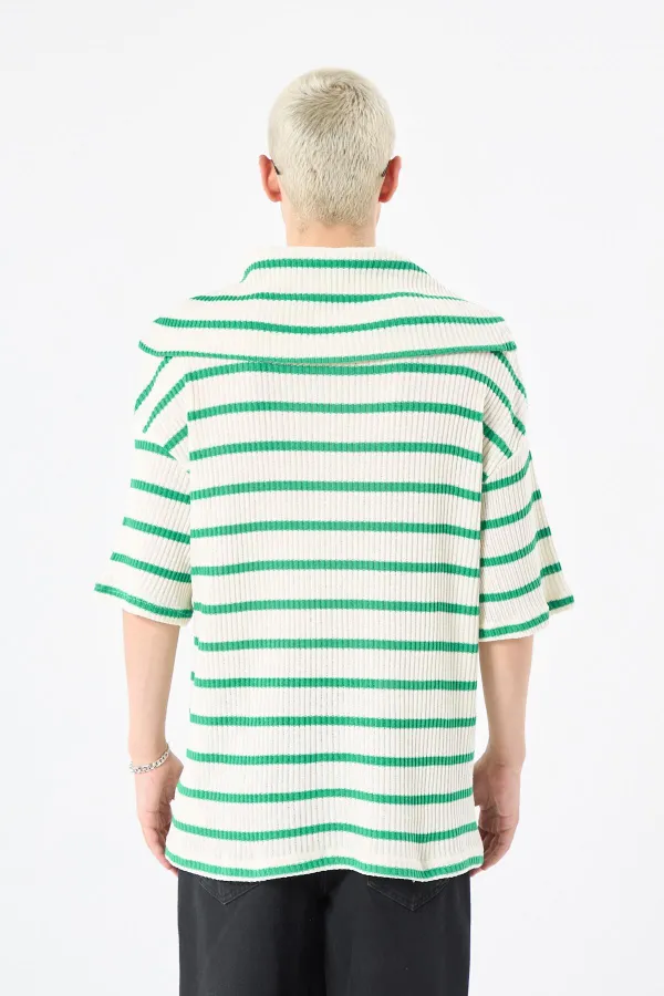 Oversize Çizgili Fermuarlı Yaka Triko Tişört Benetton