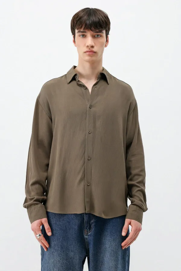 Chemise oversize légèrement texturée, marron clair