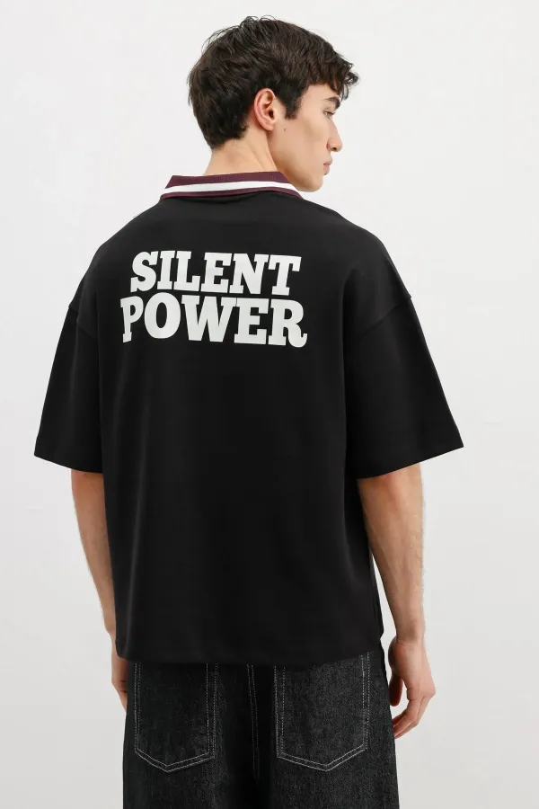 Fermuarlı Yaka Baskılı Oversize Tişört Siyah