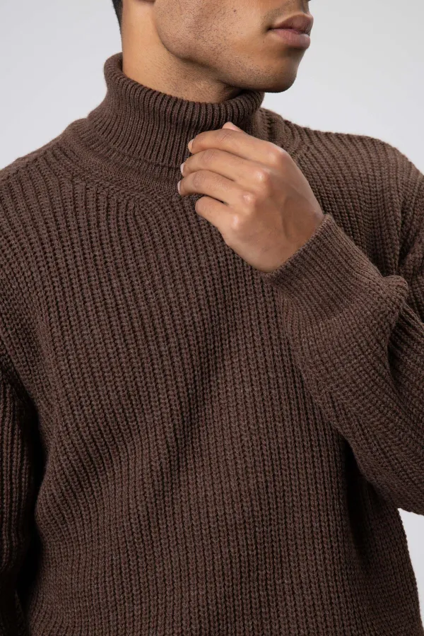 Oversize Triko Boğazlı Kazak Vizon