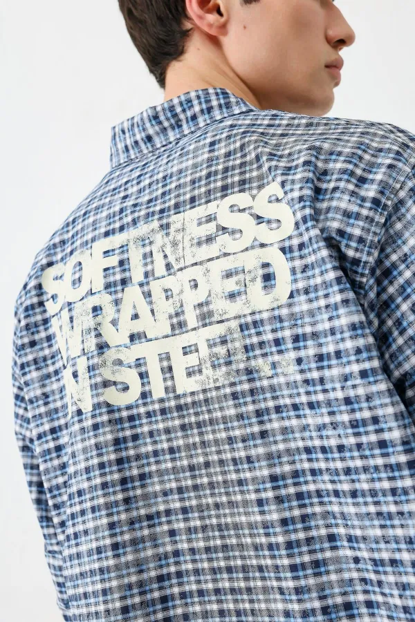 Chemise à carreaux à manches longues, bleu marine.