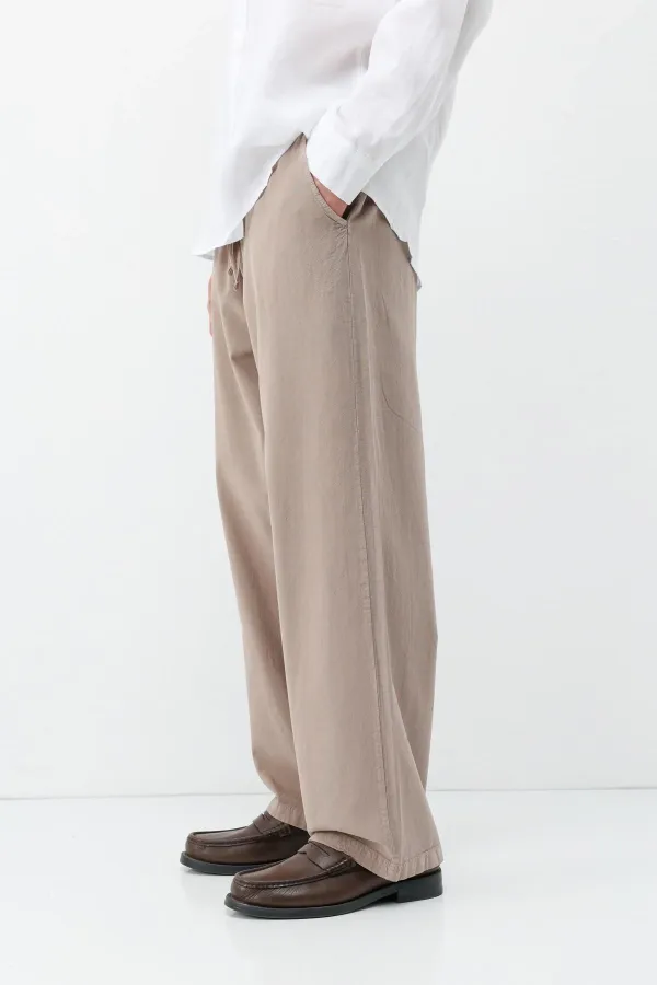 Pantalon ample en lin avec taille élastiquée, couleur vison