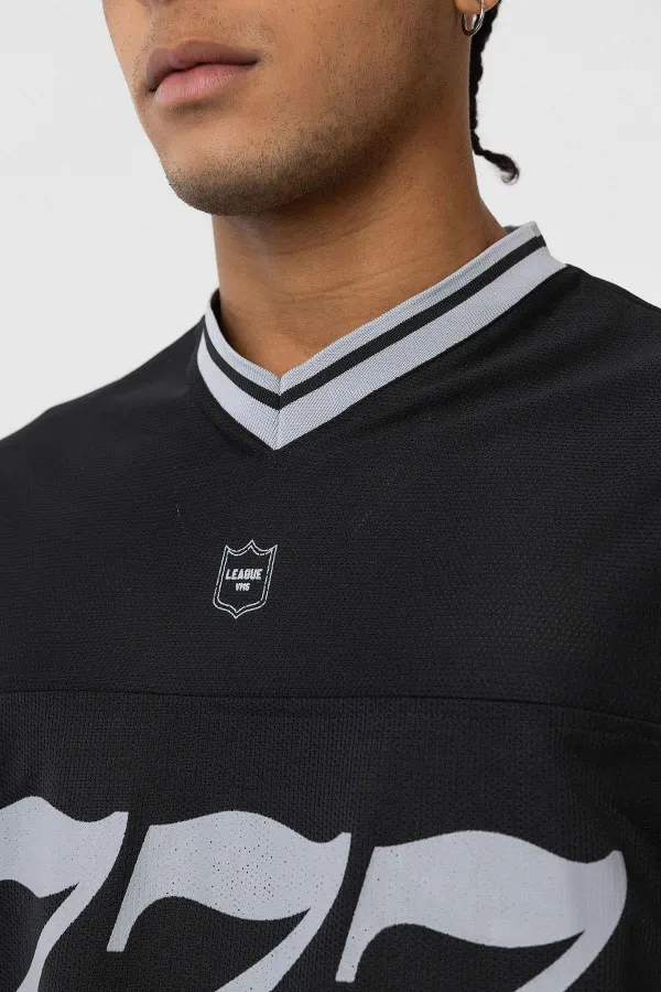 Oversize V Yaka Forma Tişört Siyah