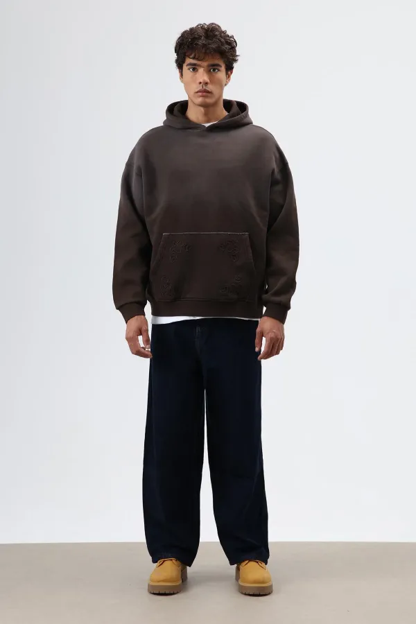 Sweat à capuche oversize avec détails brodés, couleur café