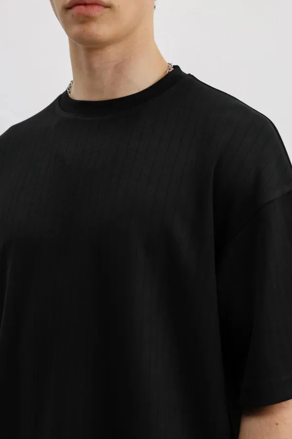 Fitilli Dokulu Oversize Tişört Siyah