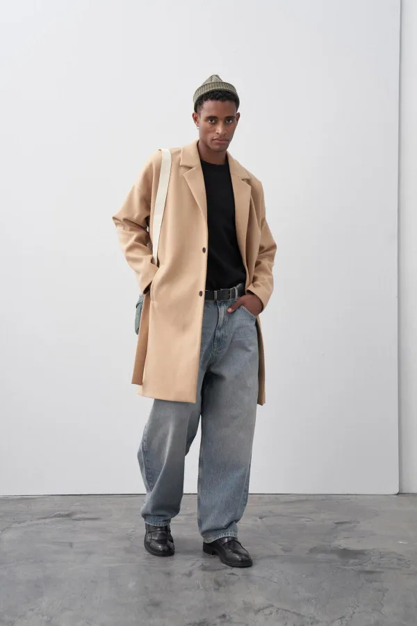 Kemerli Oversize Kaşe Kaban Vizon